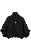 Blusa over con sciarpina