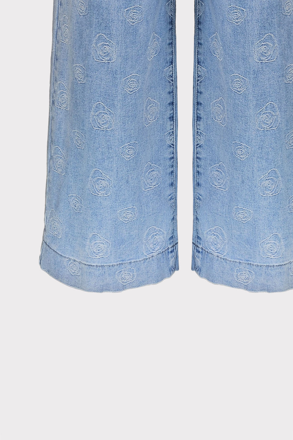 Jeans wide leg con motivo rose
