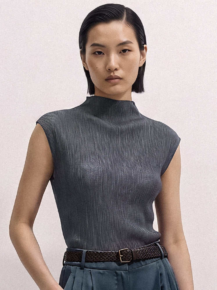 Top collo alto asimmetrico