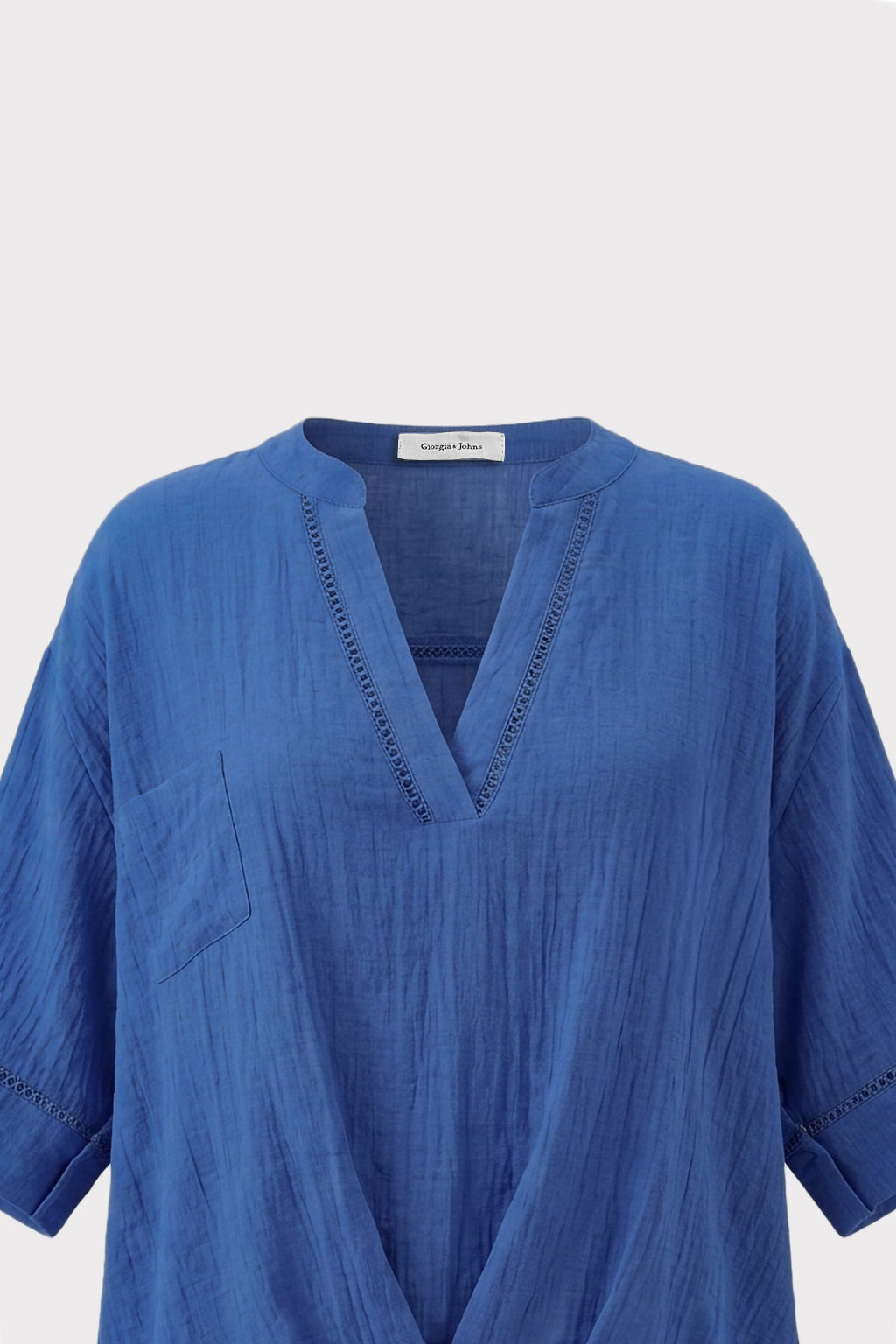 Blusa con inserti crochet