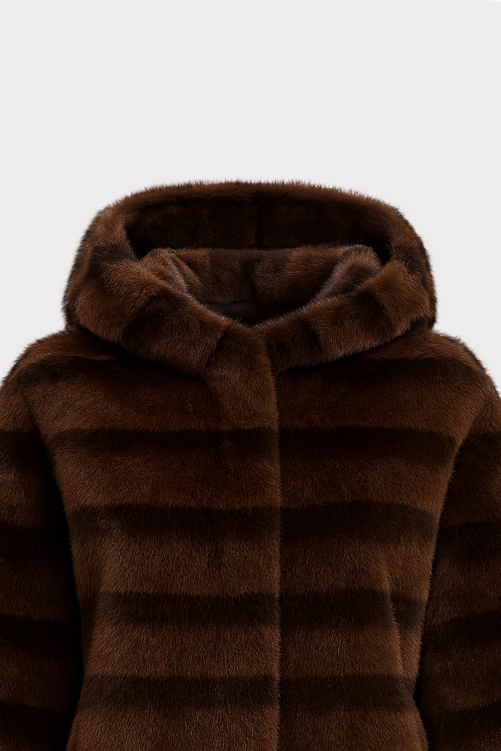 Cappotto pelliccia con cappuccio