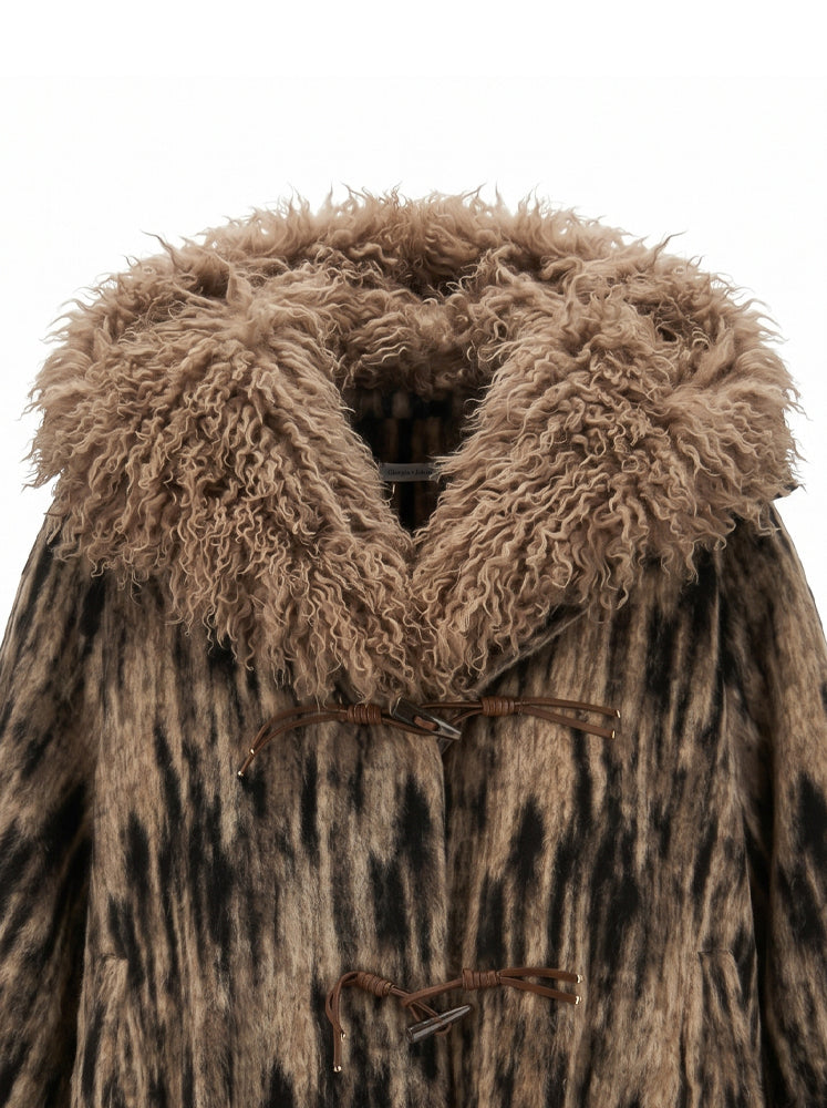 Giacca in ecopelliccia maxi collo Mogolia