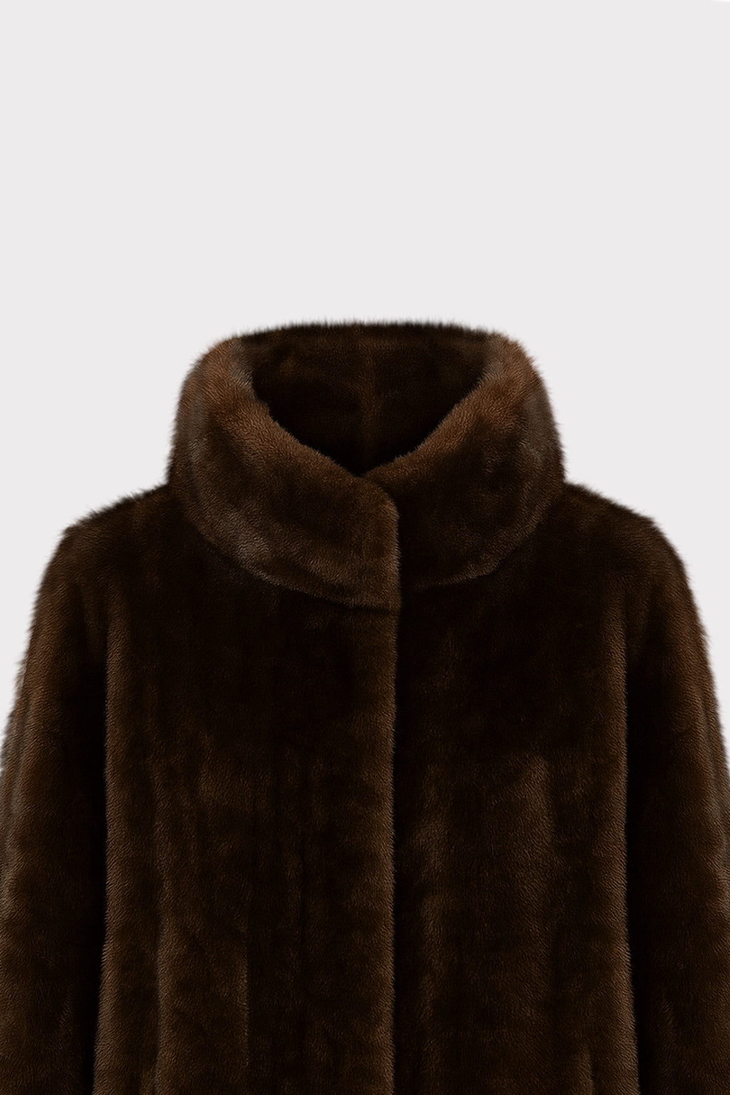 Cappotto medio in eco-pelliccia
