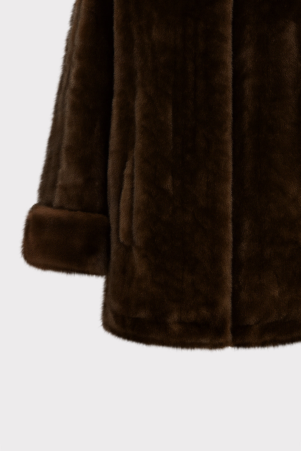 Cappotto medio in eco-pelliccia