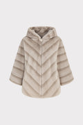 Cappotto con cappuccio in eco-pelliccia
