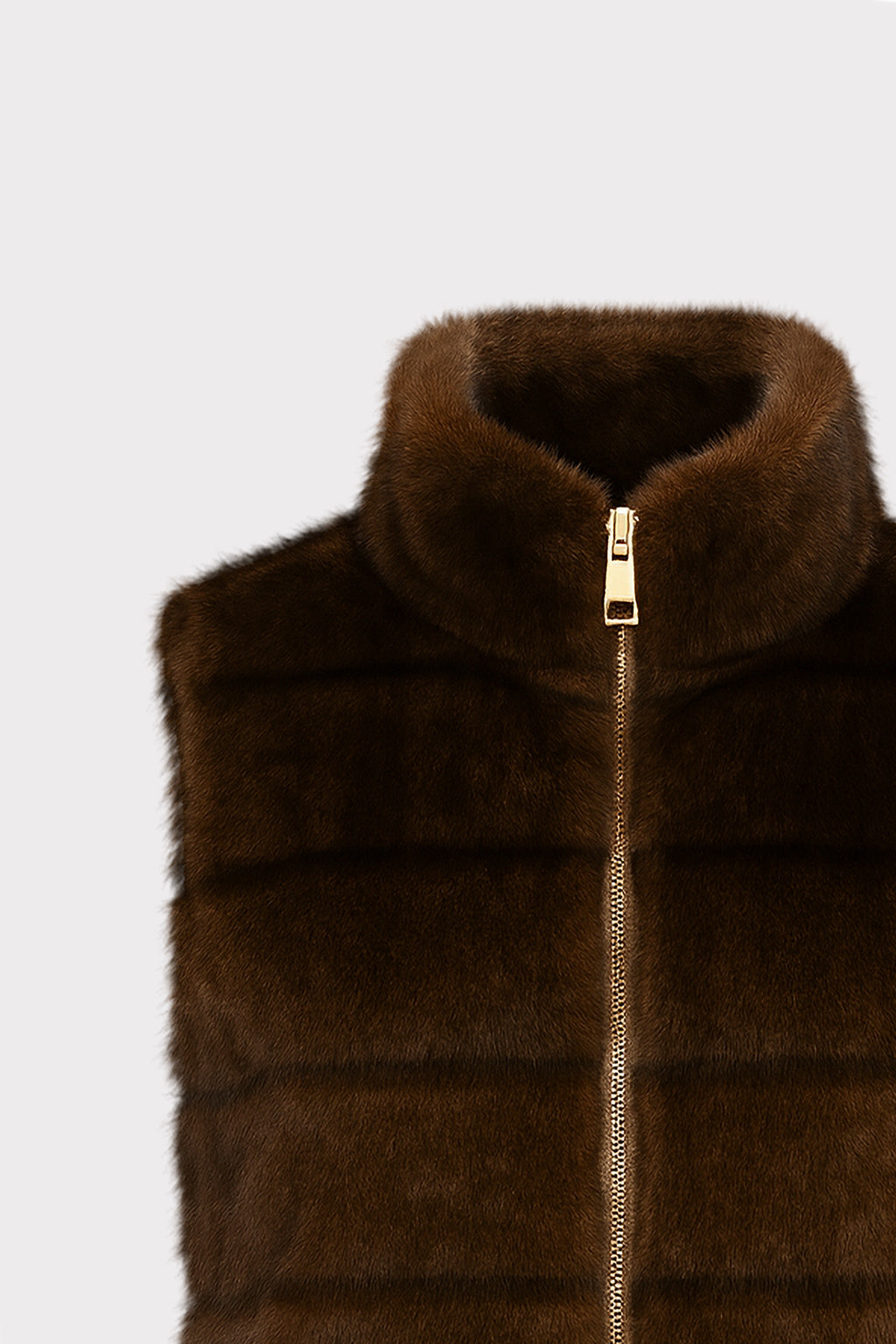 Gilet in eco-pelliccia con zip