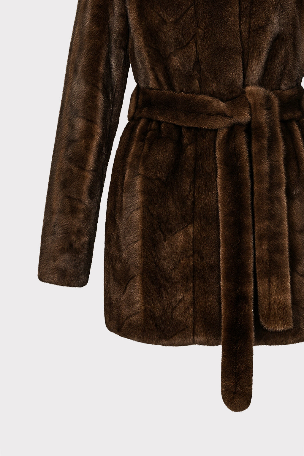 Cappotto corto con cappuccio e cintura