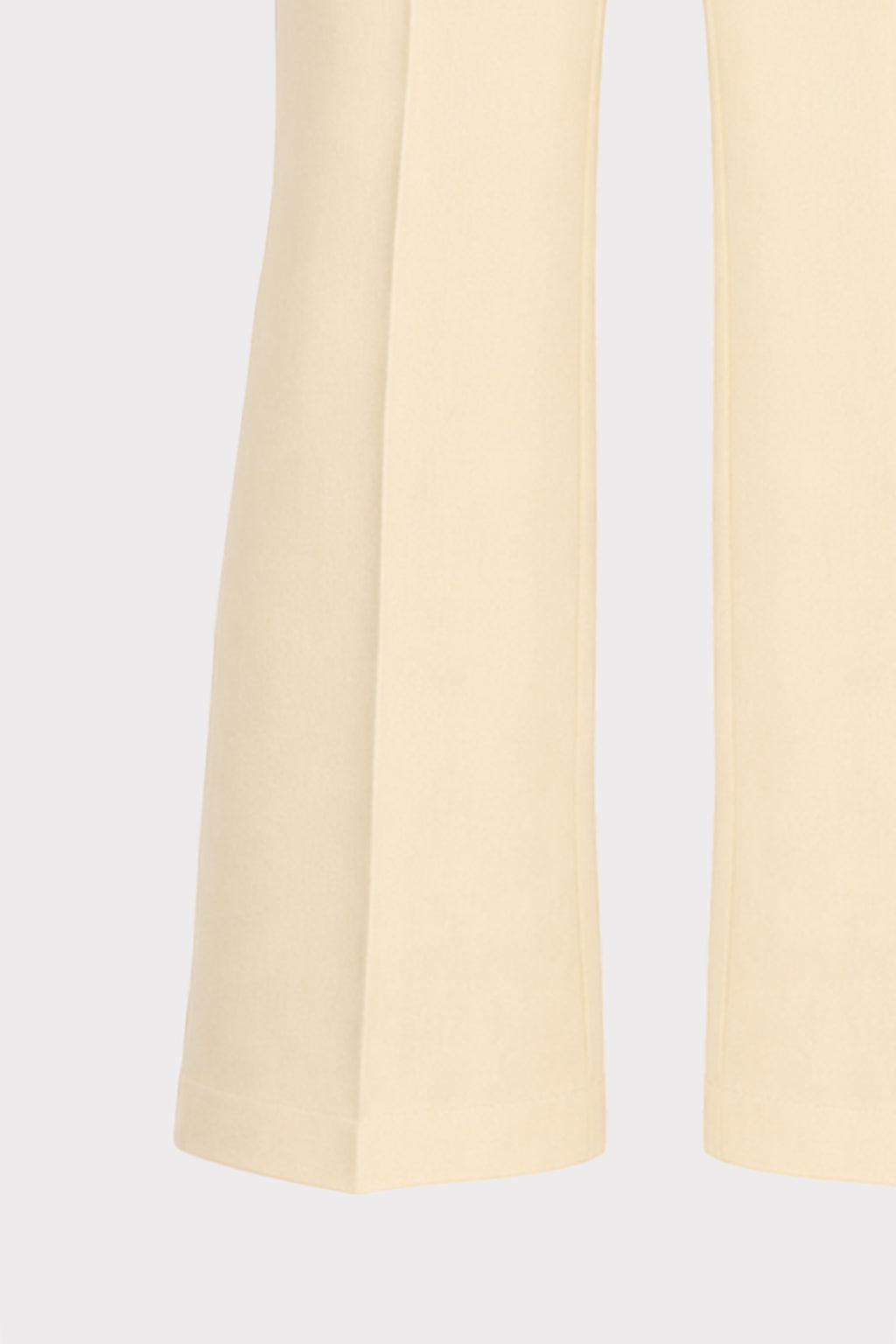 Pantaloni semi flare