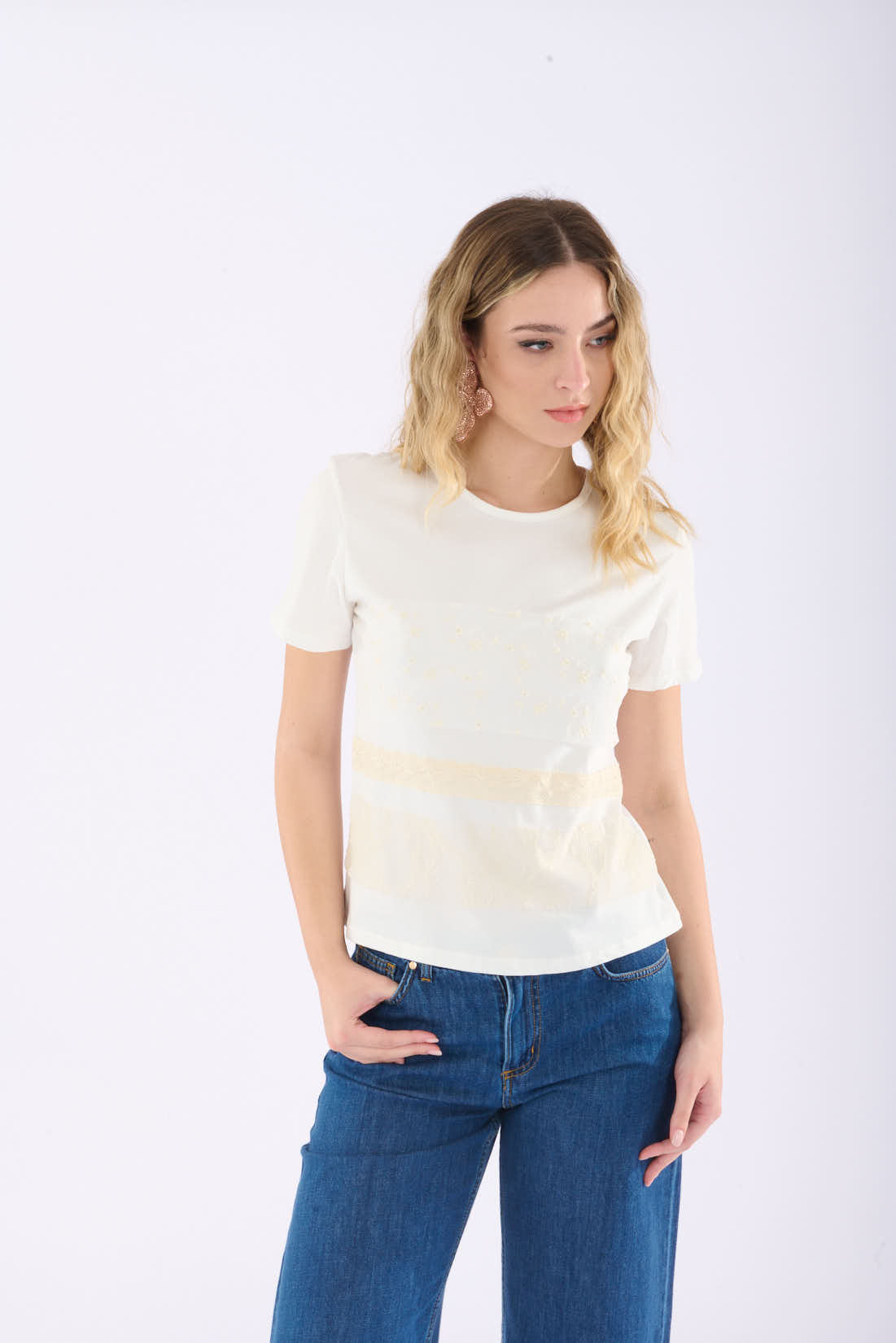 T-shirt con passamaneria