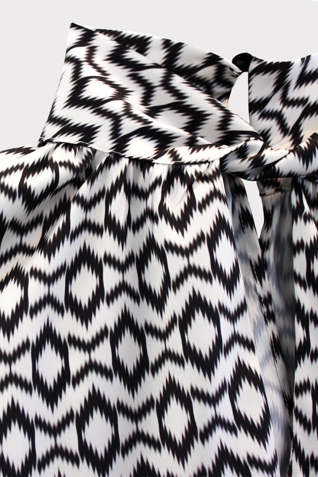 Blusa stampa tribale