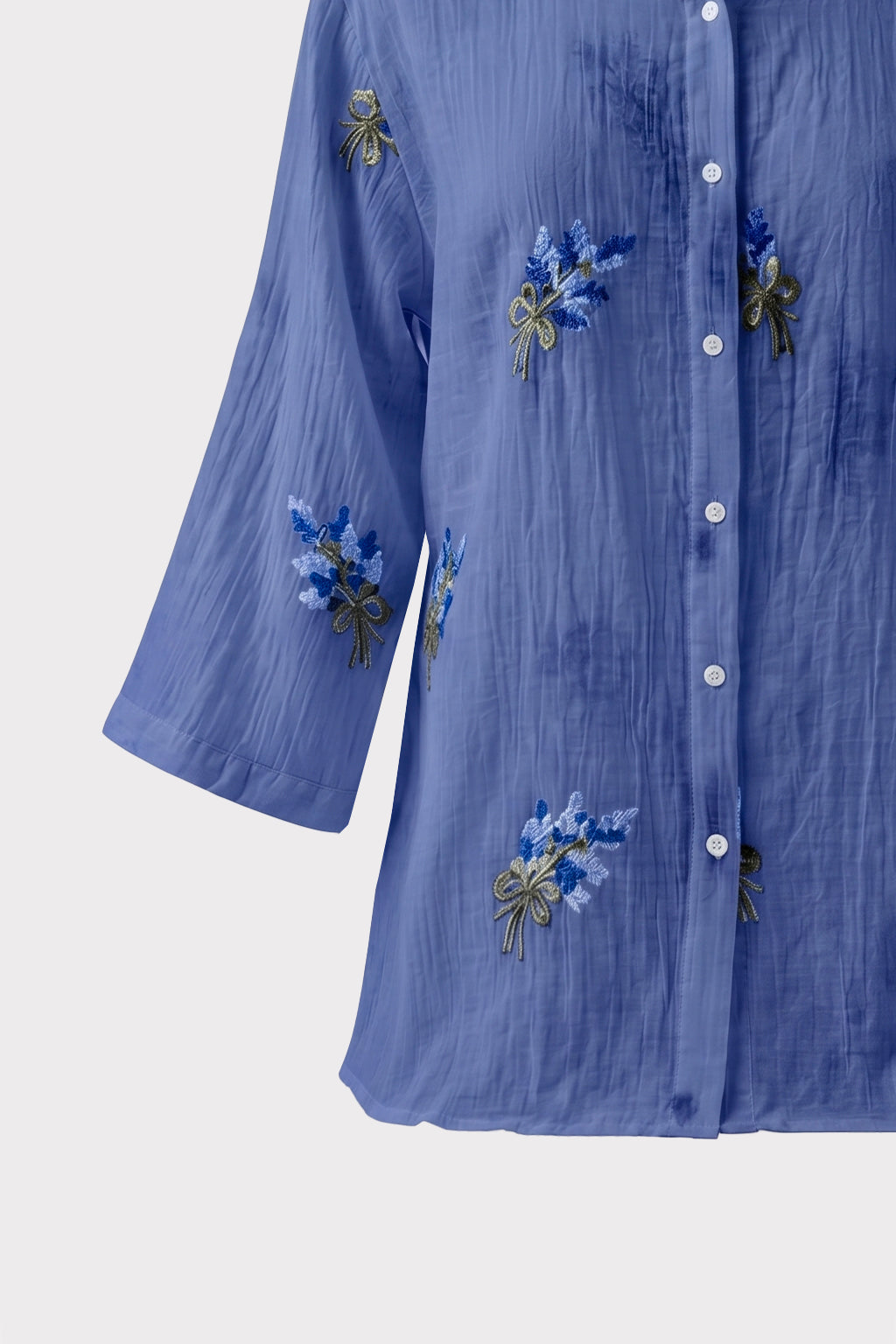 Camicia con ricami floreali