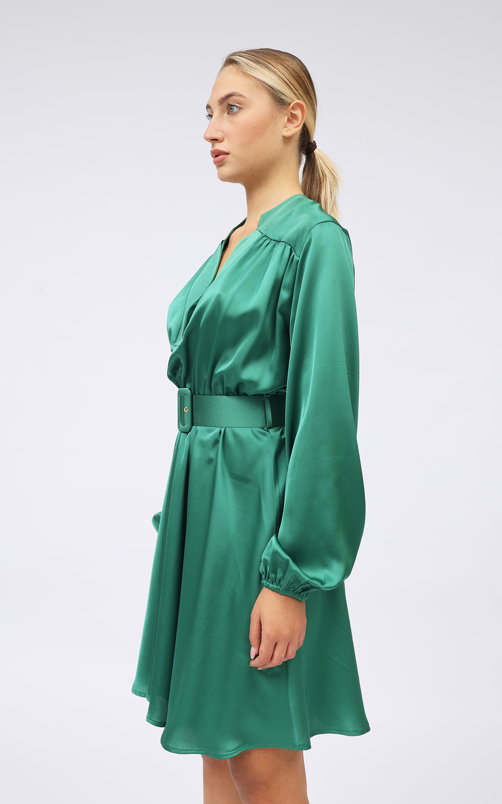 Abito satin riprese