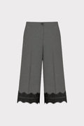 Pantaloni dettagli pizzo
