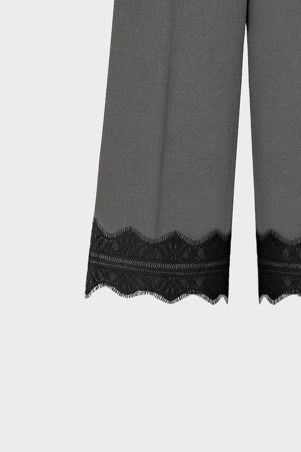 Pantaloni dettagli pizzo