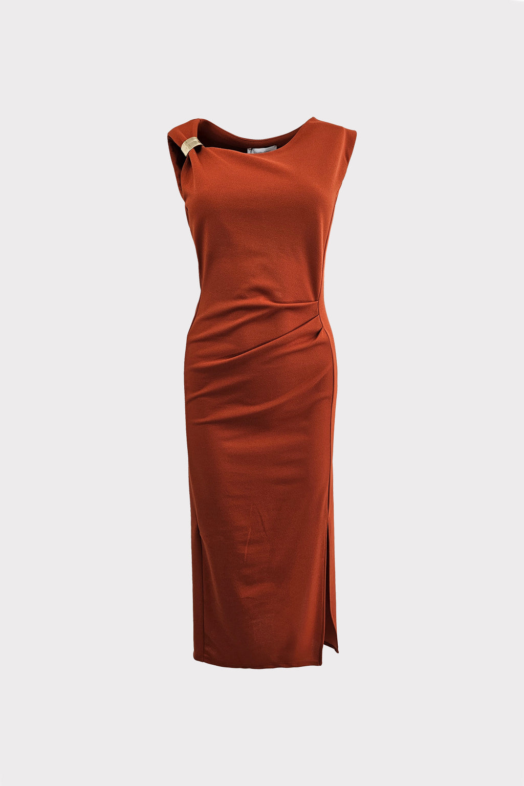 Abito midi con accessorio