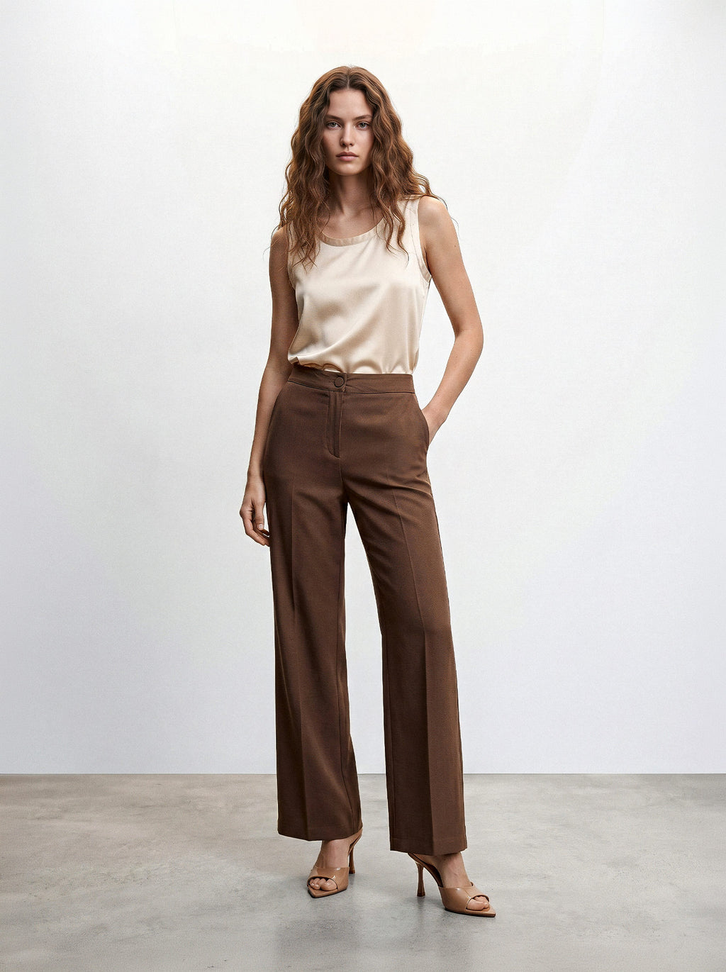 Pantaloni dritti in lino