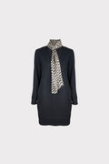 Abito con sciarpina pied de poule