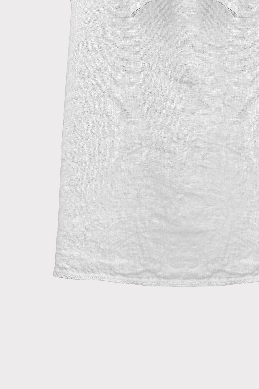 Top lino con pizzo
