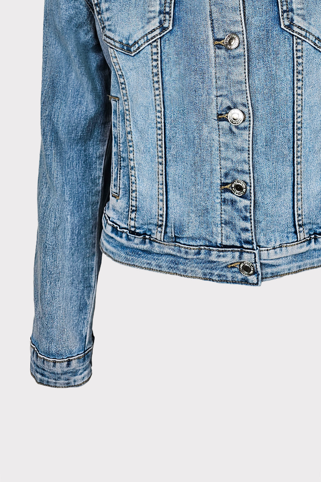 Chanel basic jeans