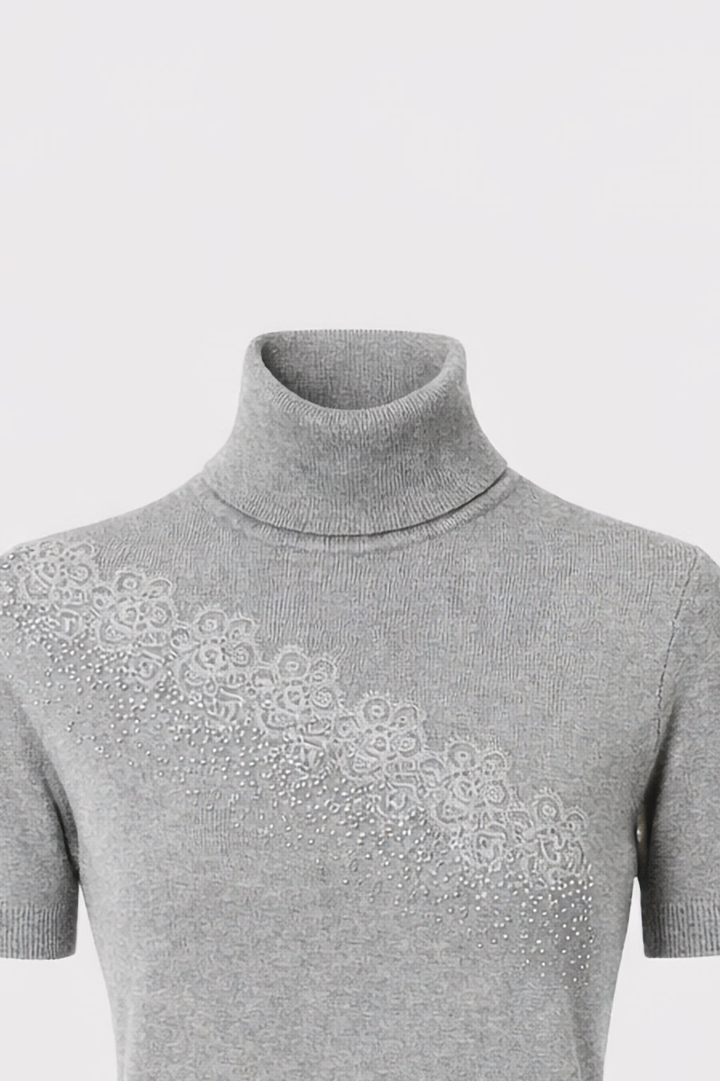 Pullover dolcevita con ricamo