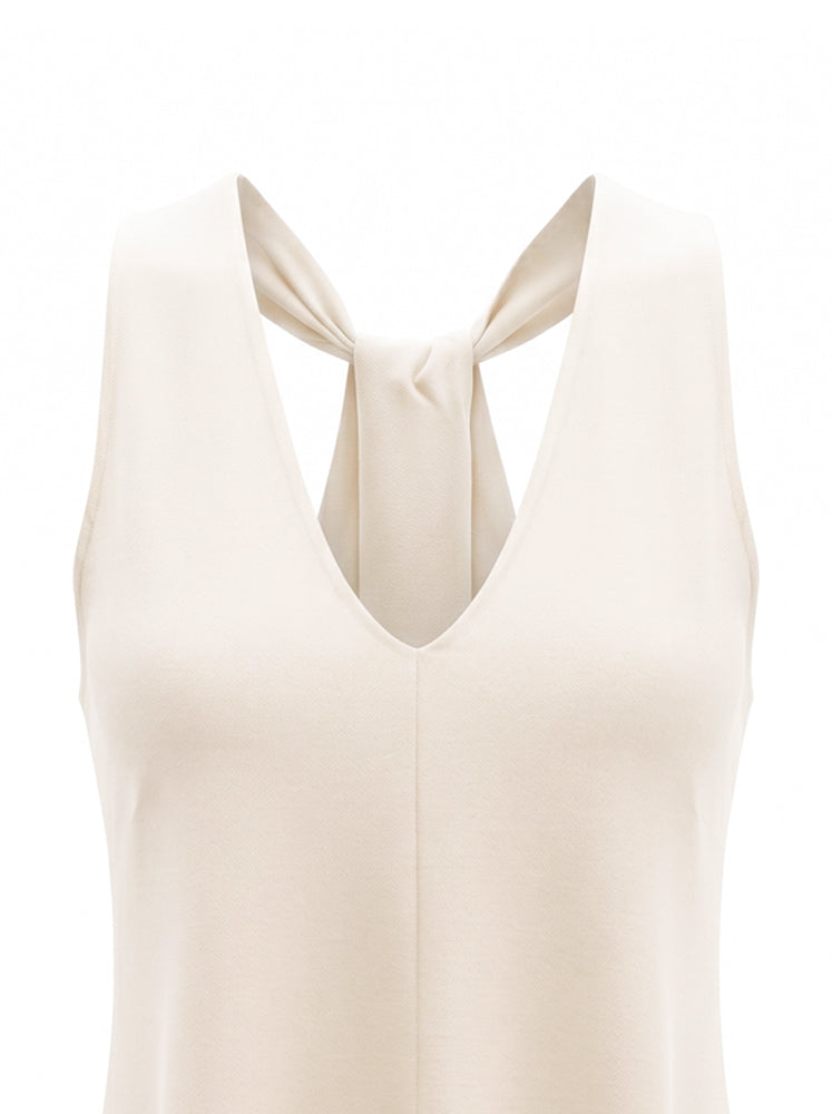 Top smanicato con dettaglio nodo