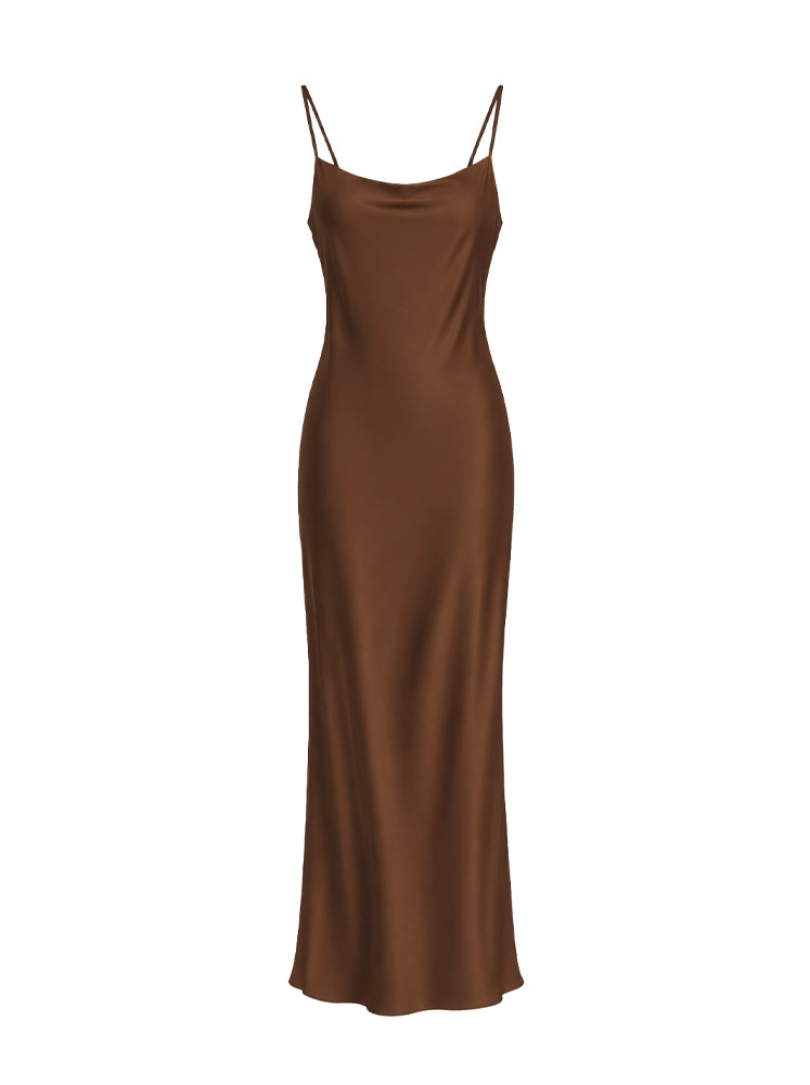 Abito lingerie con mantella