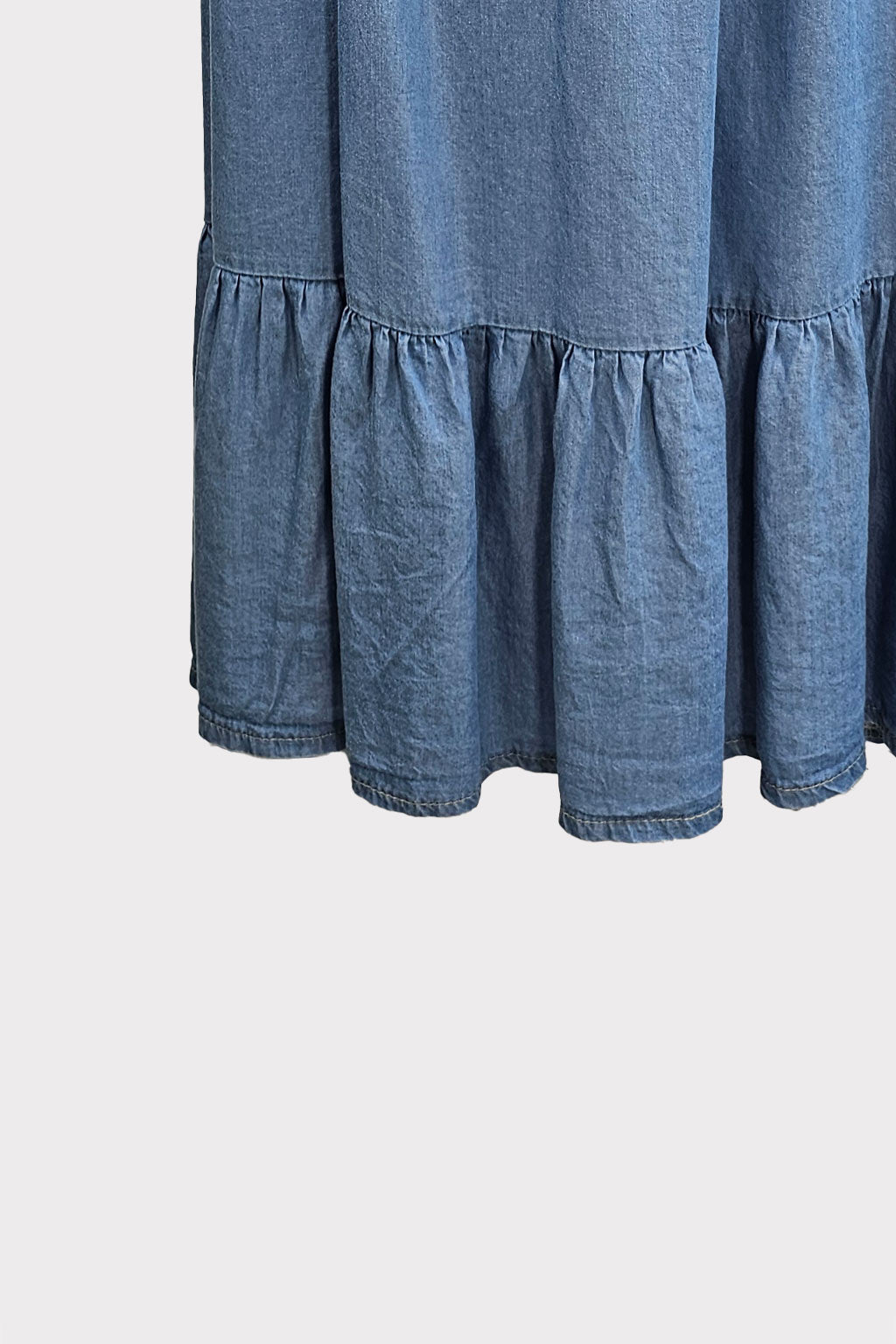Gonna chambray con balza