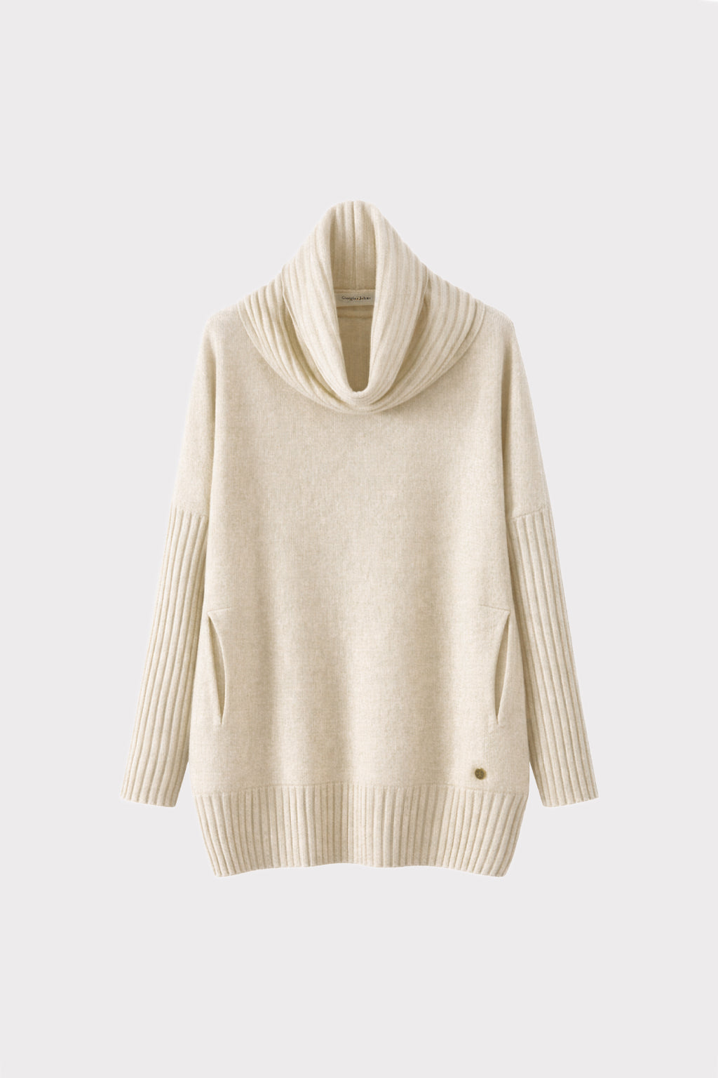 Pullover lungo collo morbido