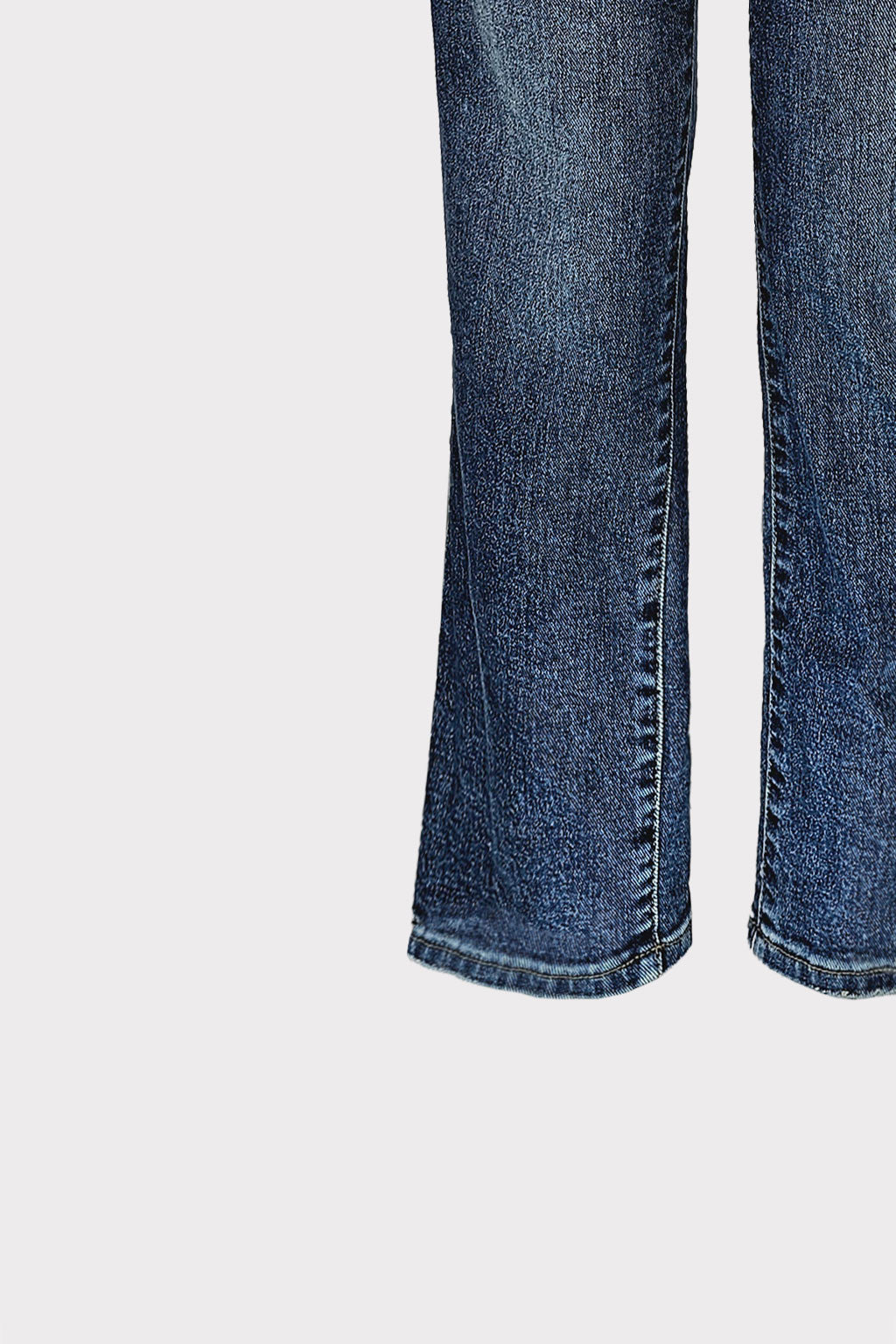 Jeans basic lavaggio sabbiato