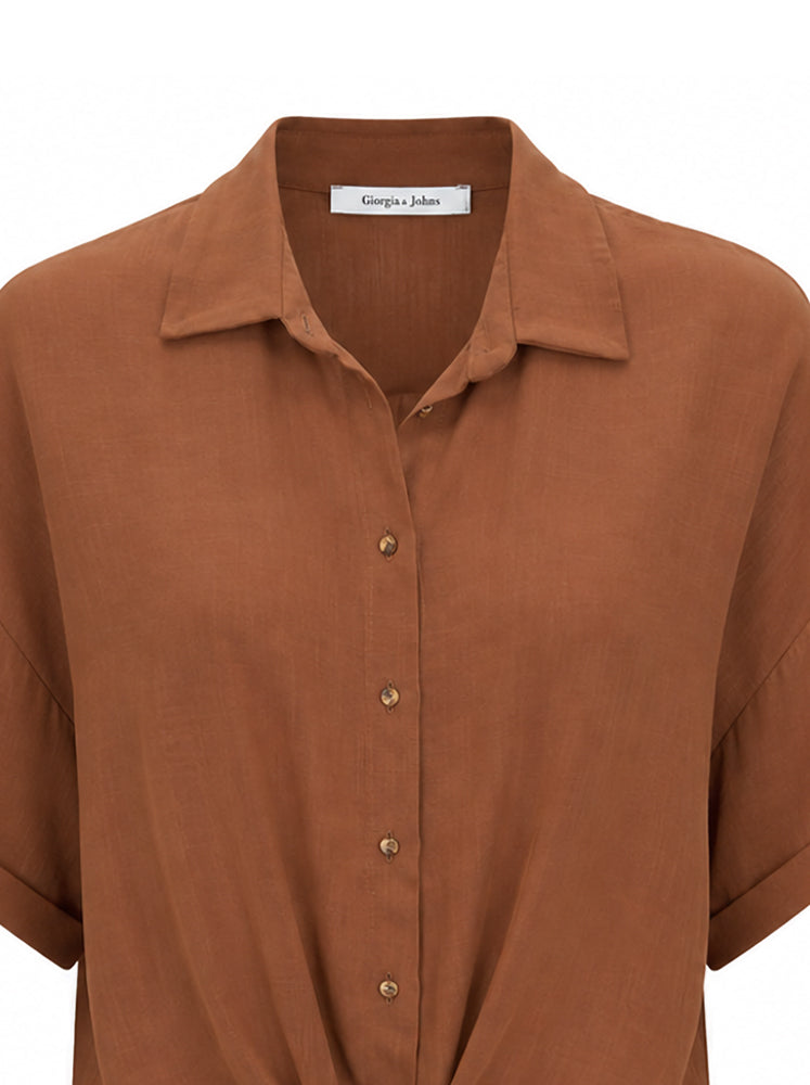 Camicia fluida dettaglio nodo