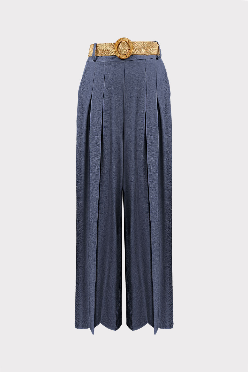 Pantalone ampio con pinces