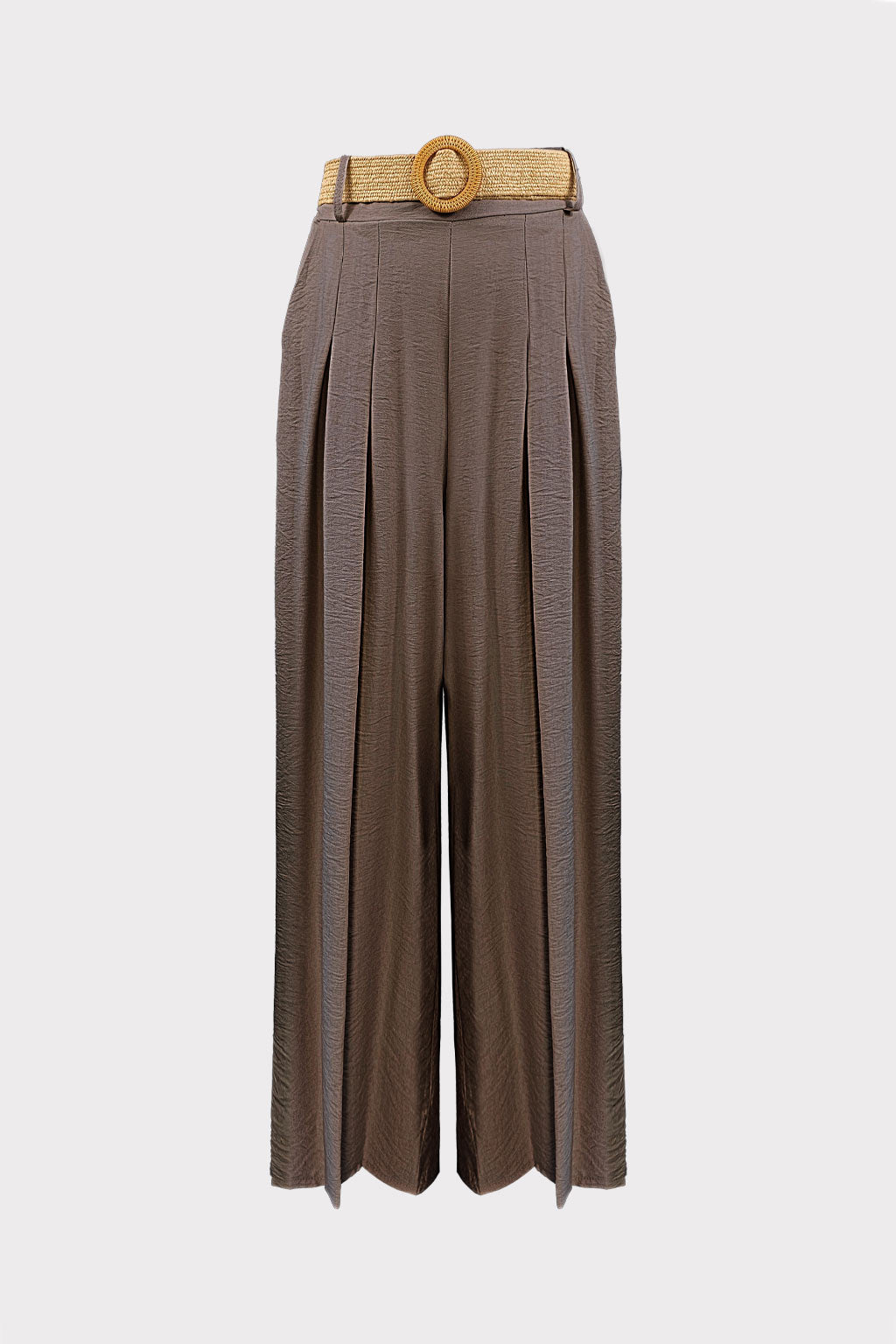 Pantalone ampio con pinces