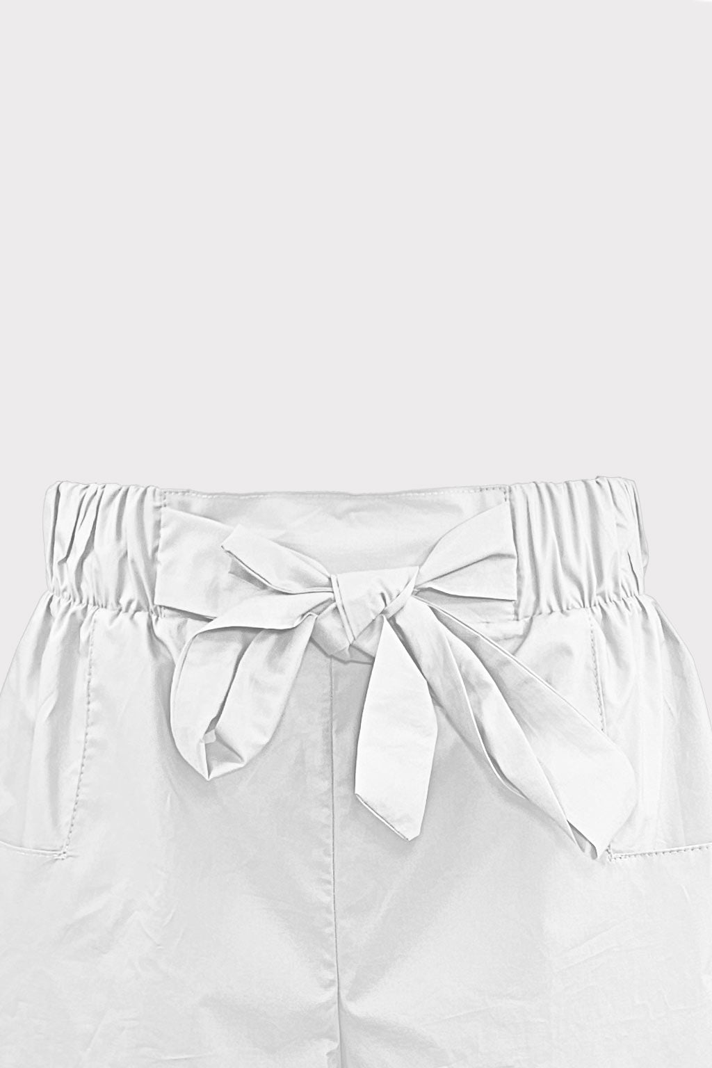 Shorts con fiocco