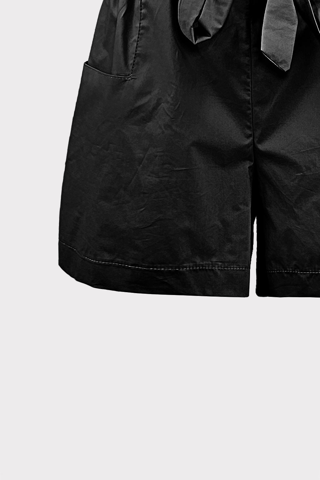Shorts con fiocco
