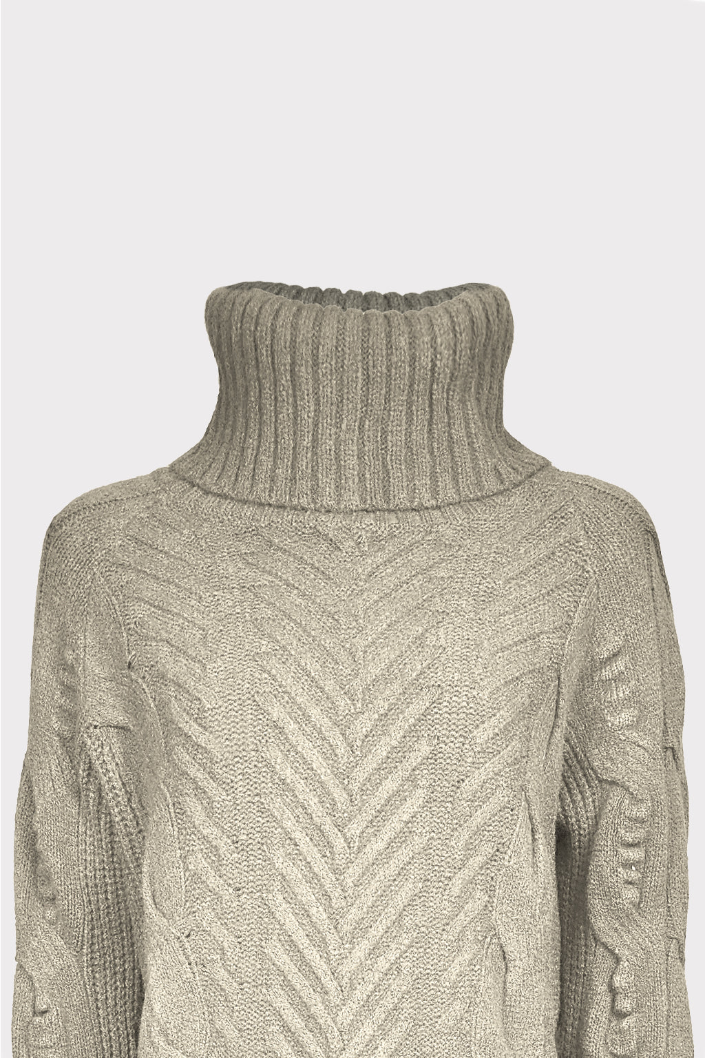 Maglia collo alto trecce