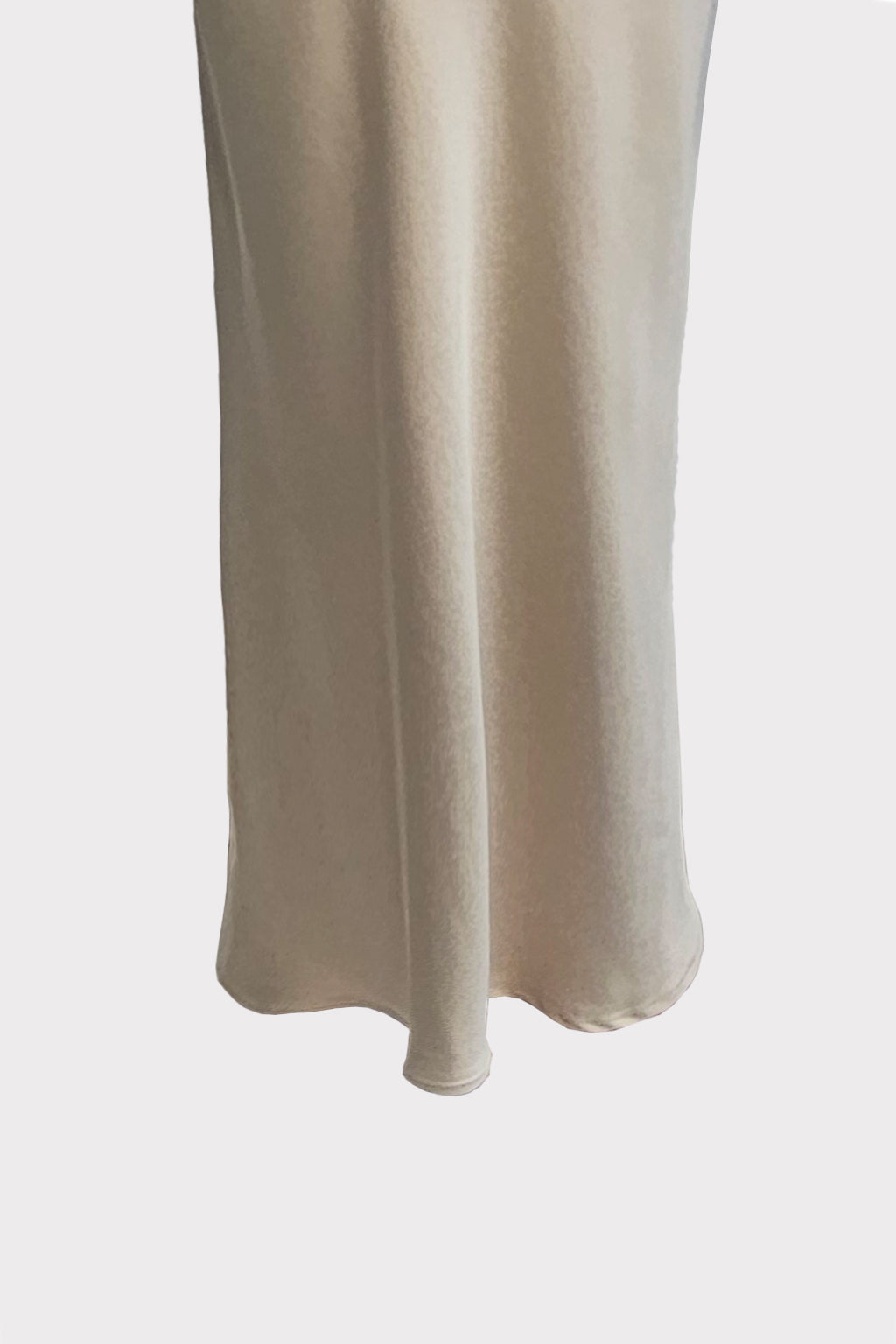 Abito con cut out