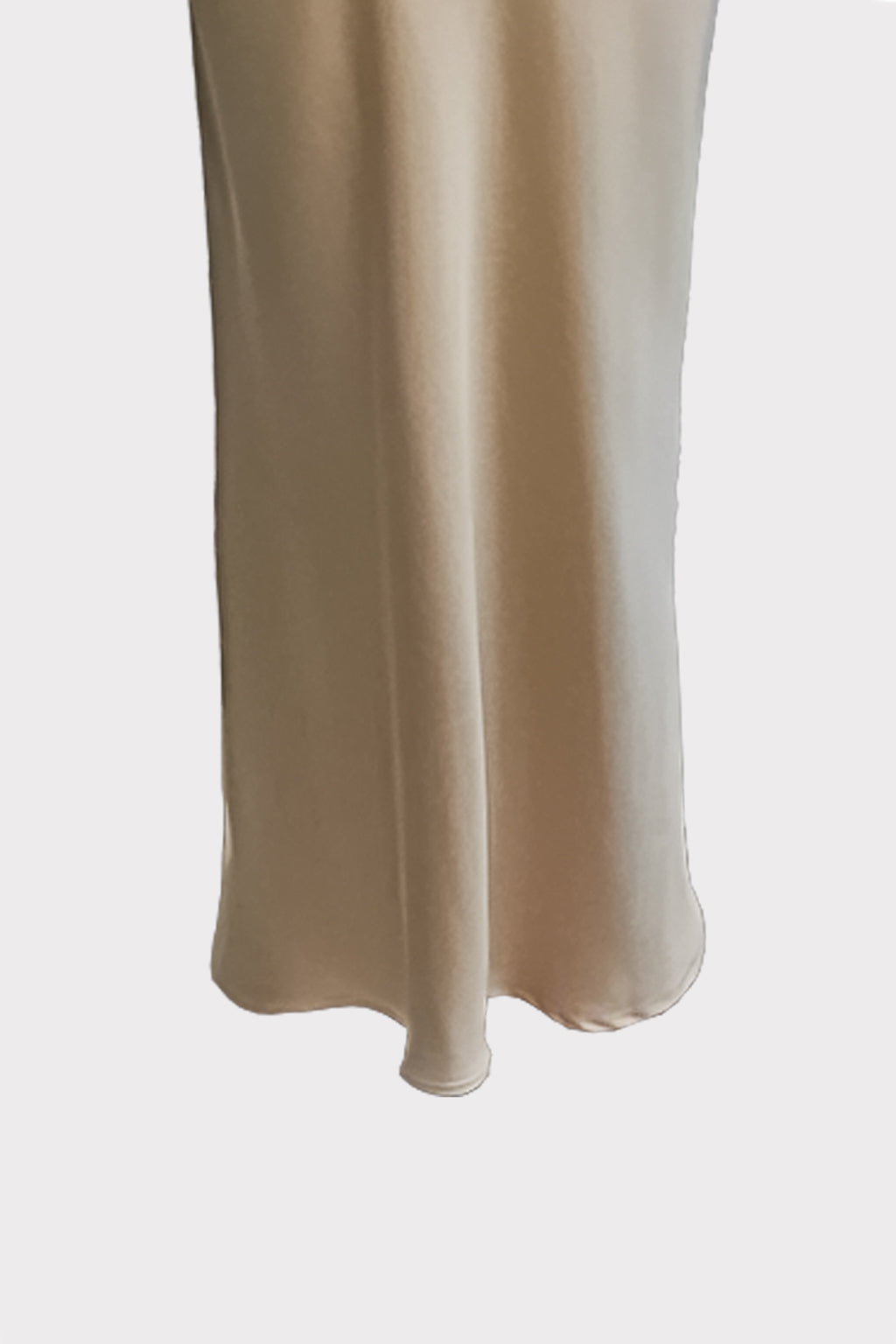 Abito con cut out