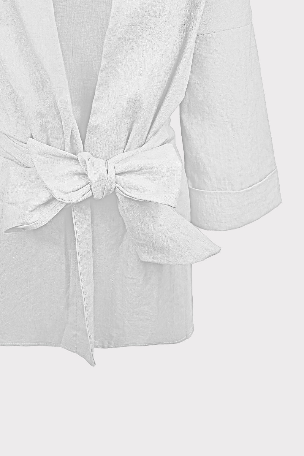 Kimono con spilla