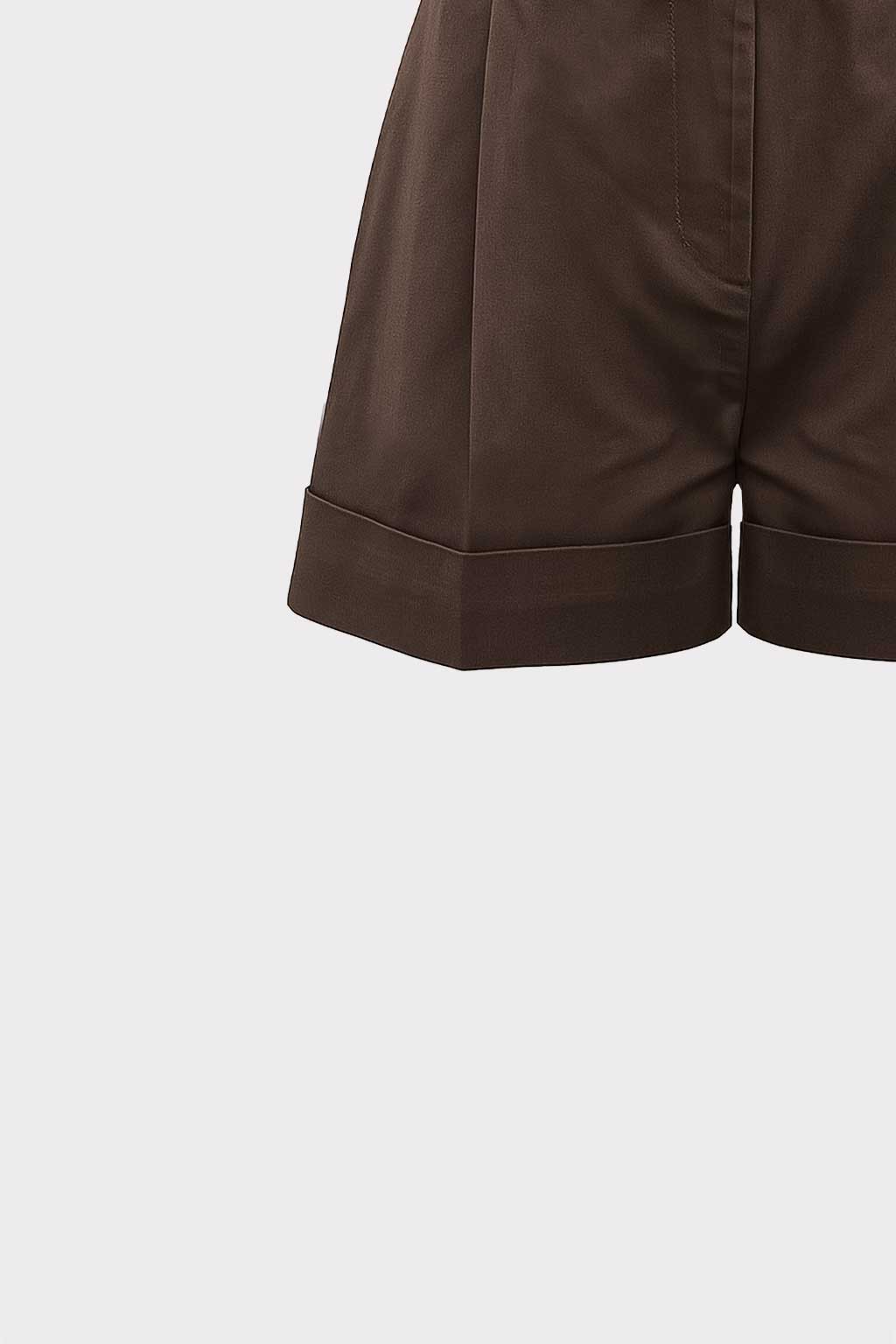 Shorts con risvolto