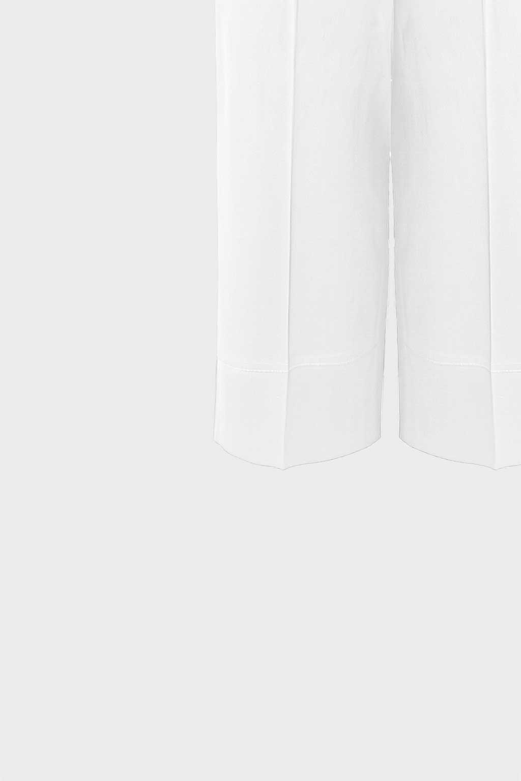 Pantaloni cropped