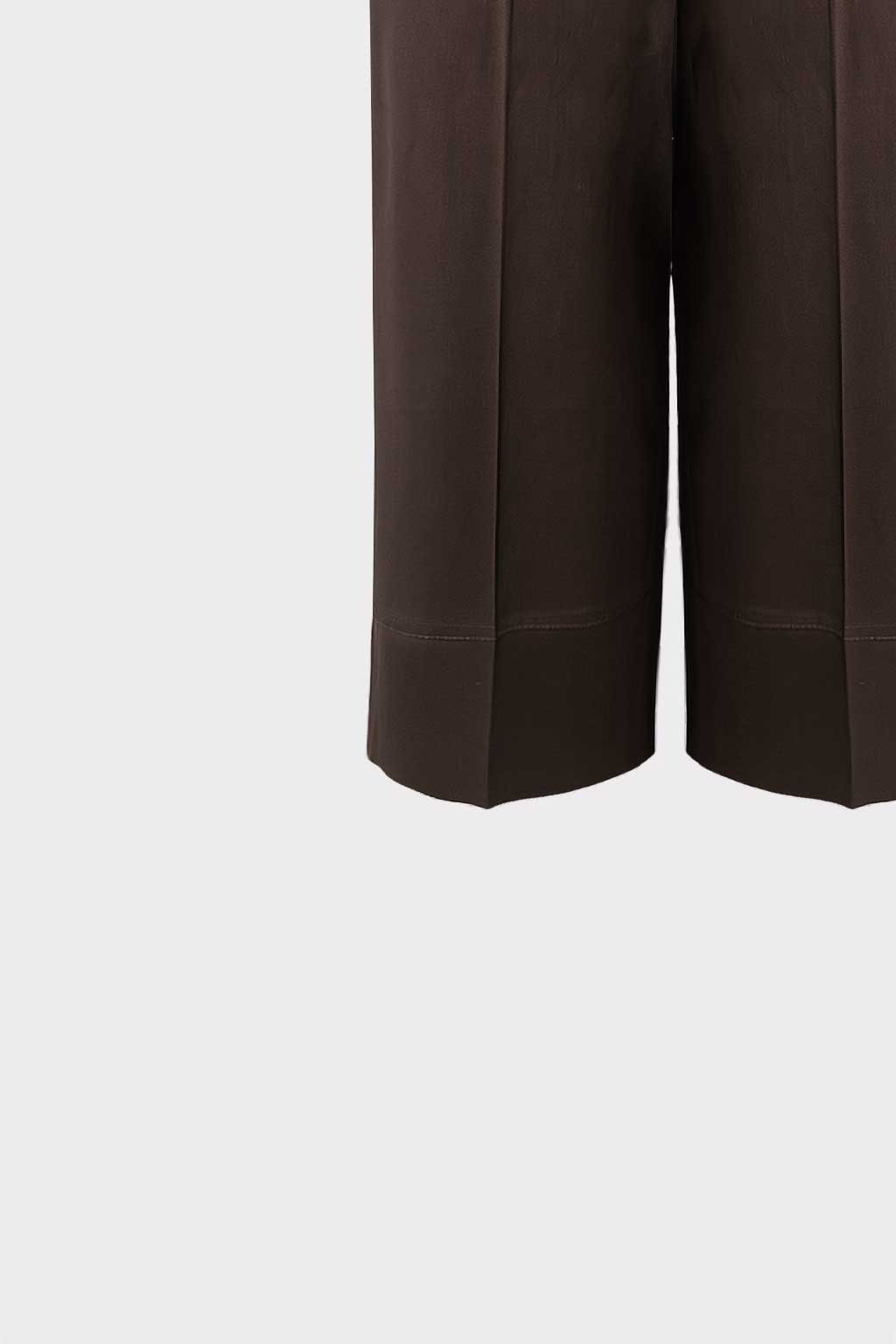 Pantaloni cropped