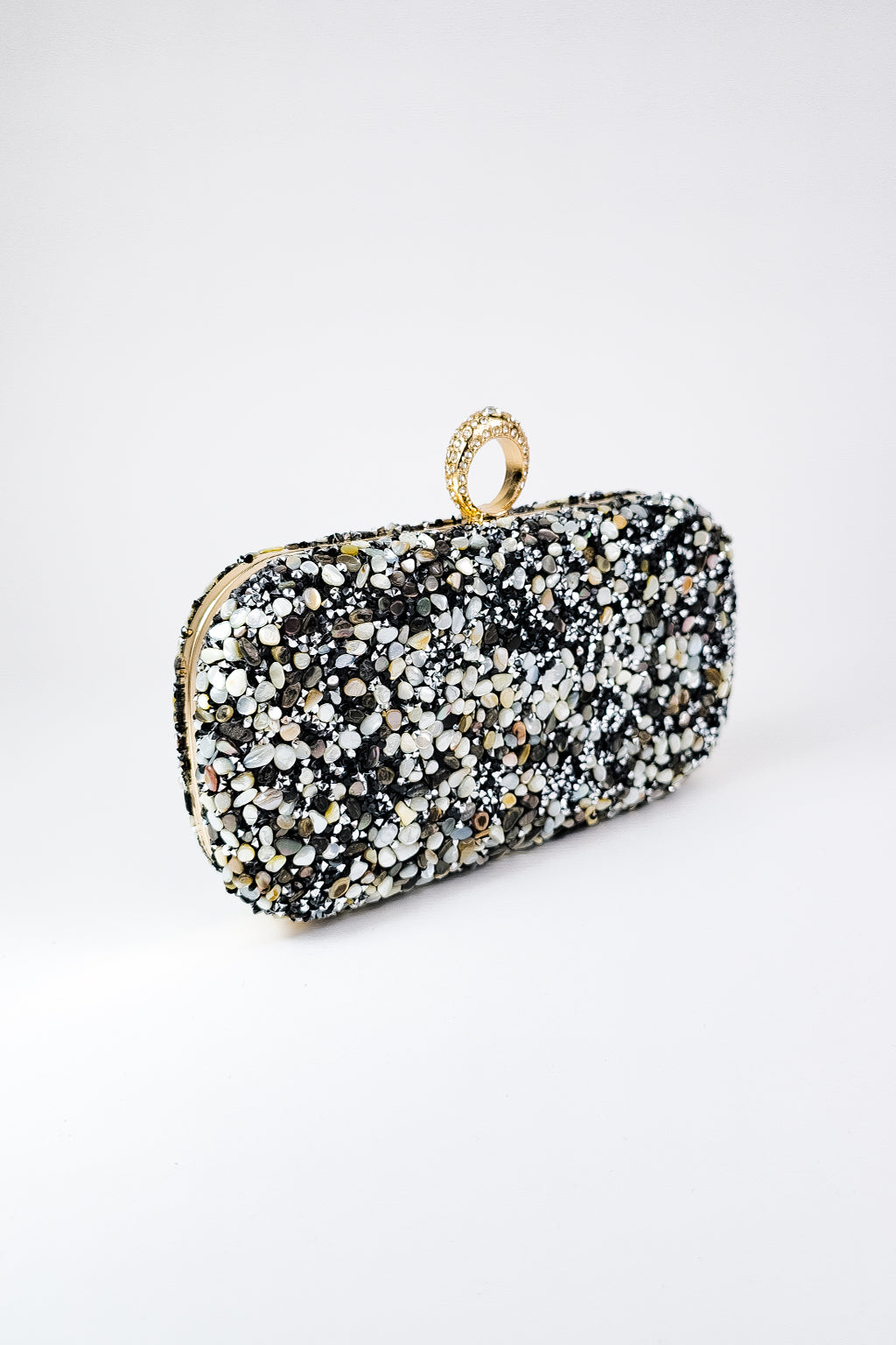Pochette pietre