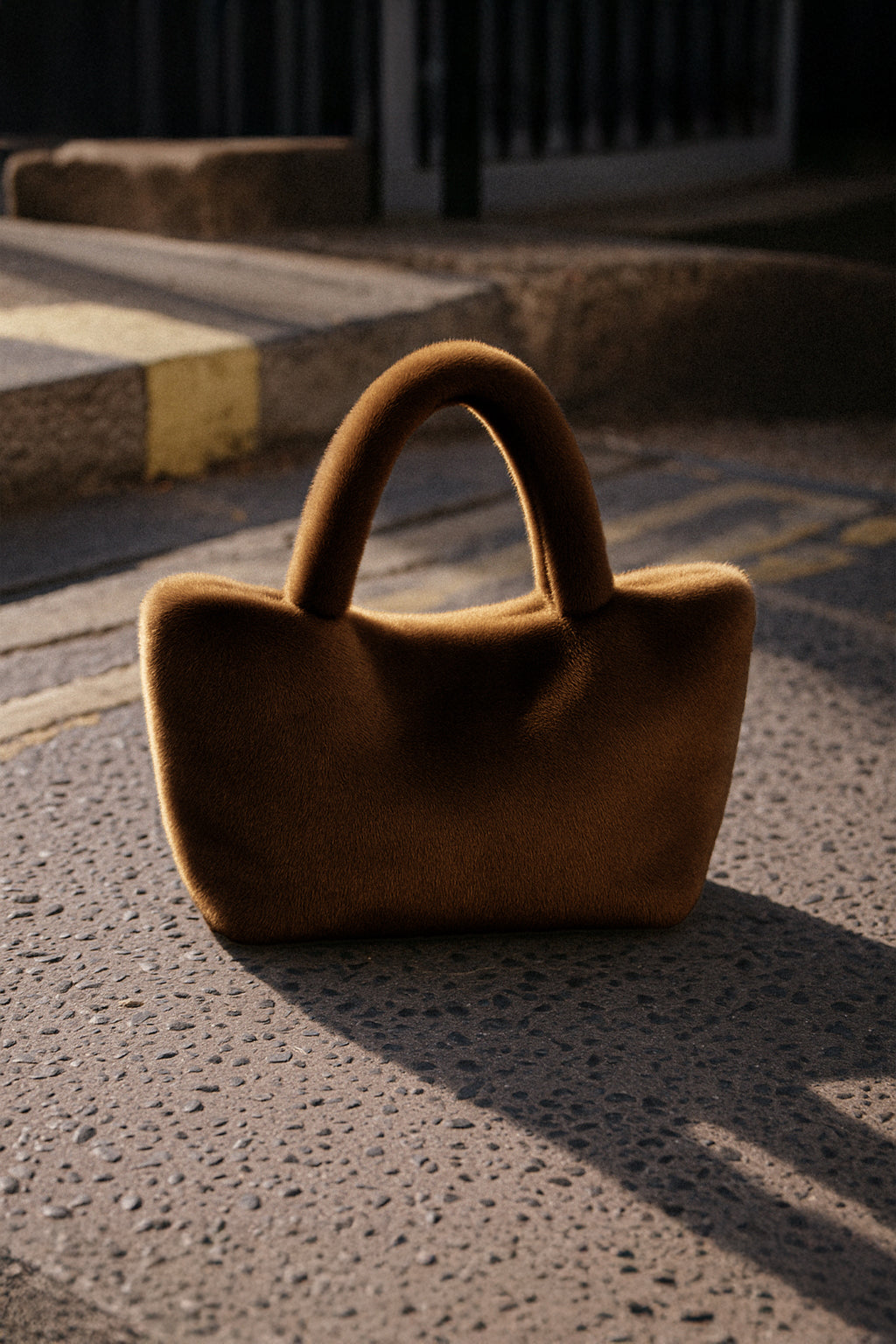 Borsa a spalla in ecopelliccia