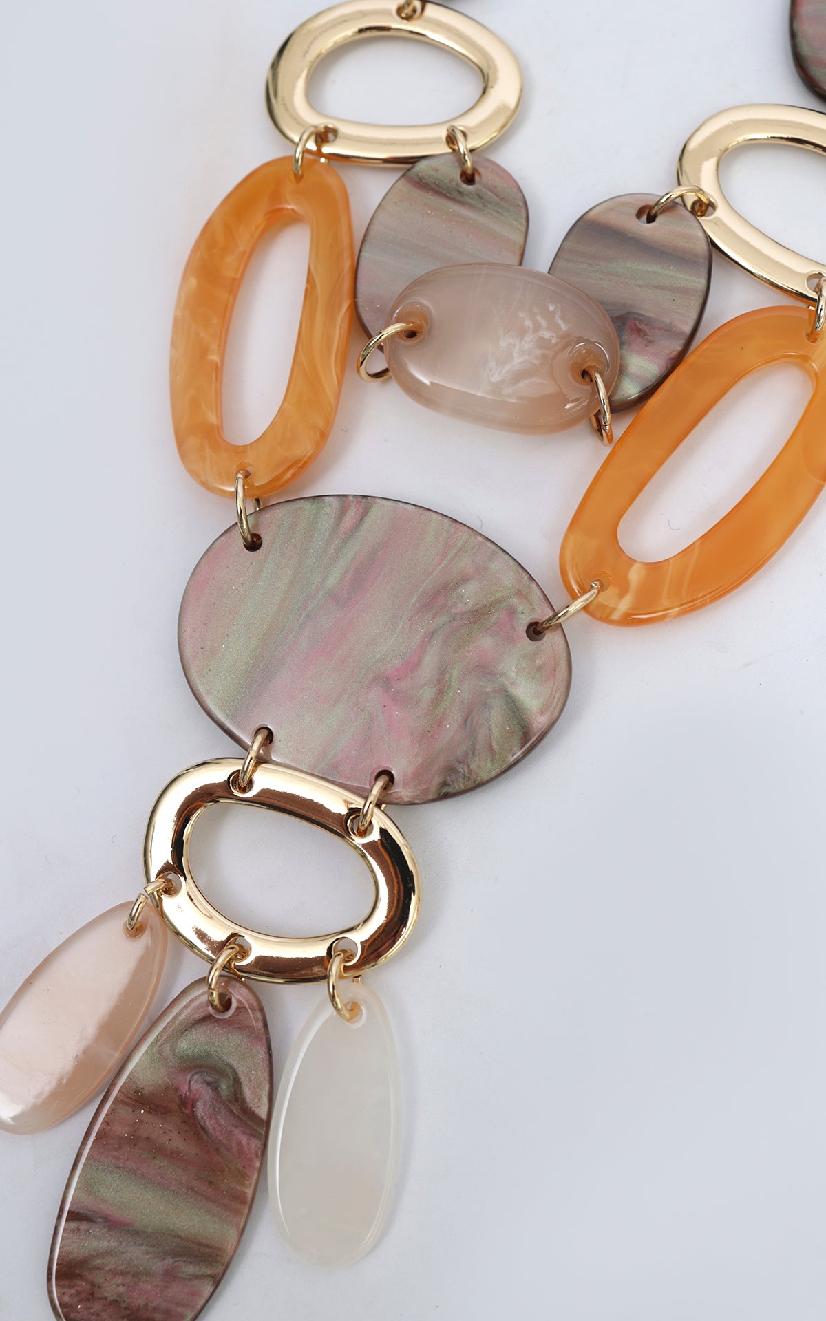 Collana resina
