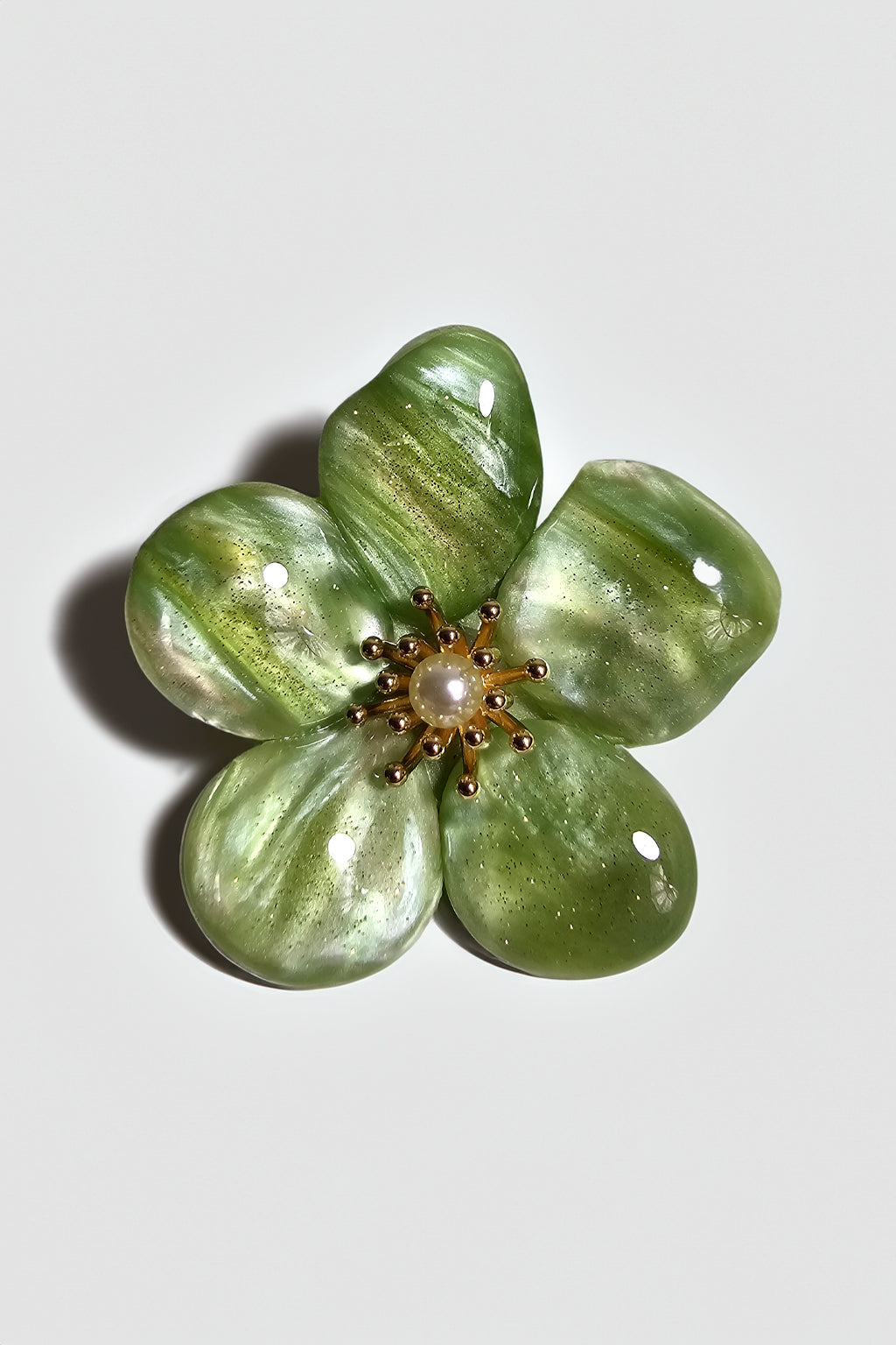 Spilla fiore effetto perlato