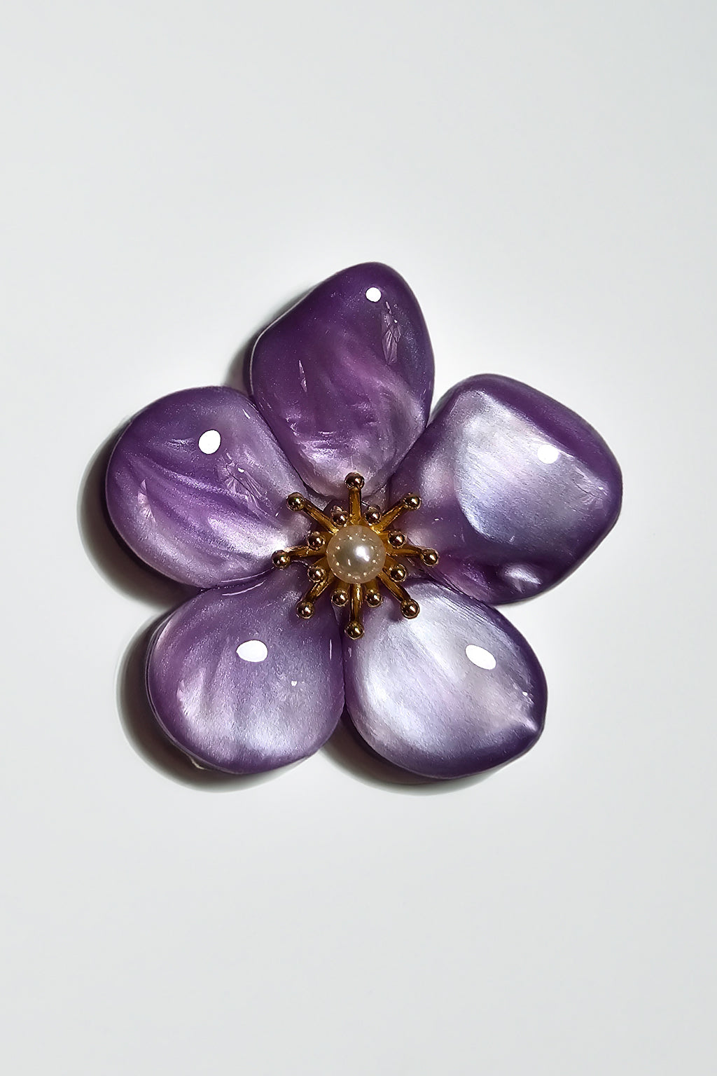 Spilla fiore effetto perlato