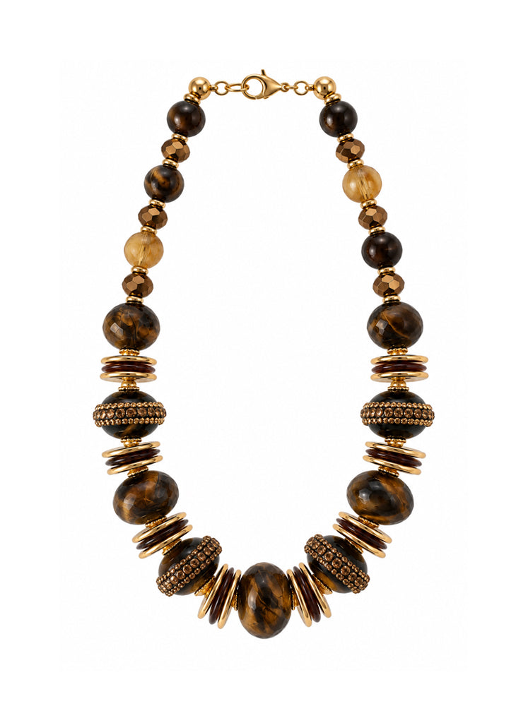 Collana con sfere e dettagli luminosi