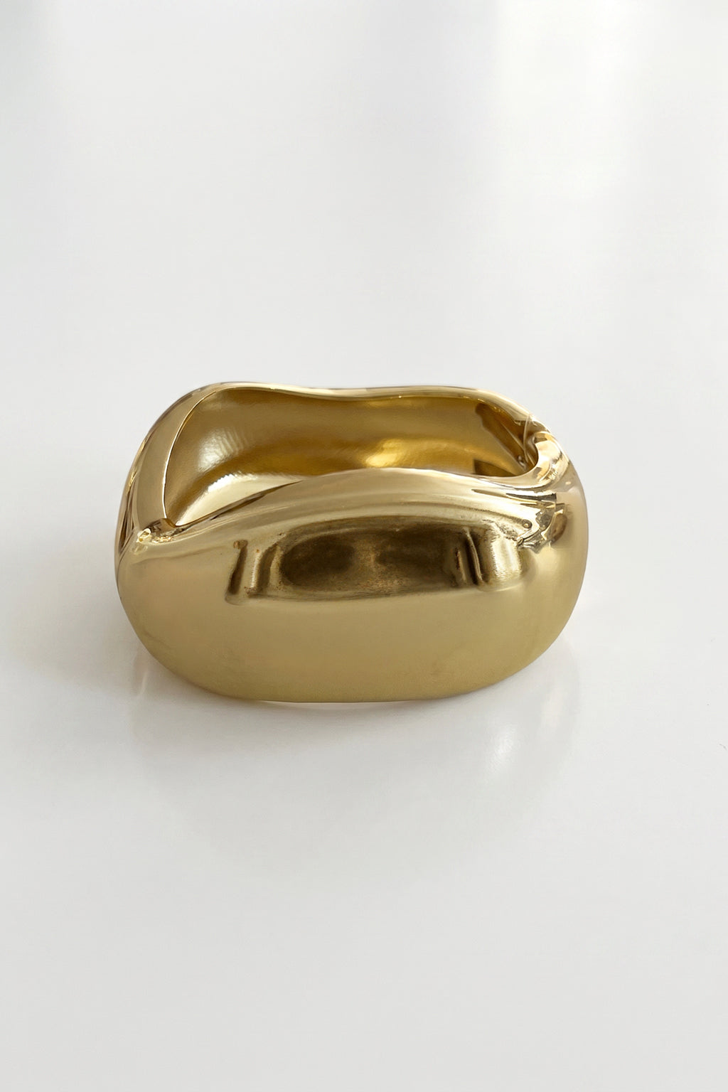 Bracciale rigido bombato