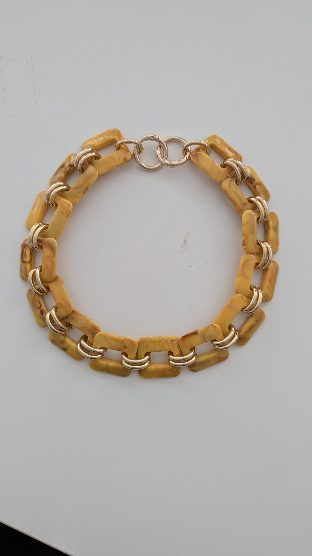 Collana multifunzionale